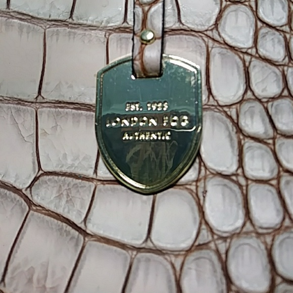 London Fog Shoulder Bag Tan - Picture 2 of 8